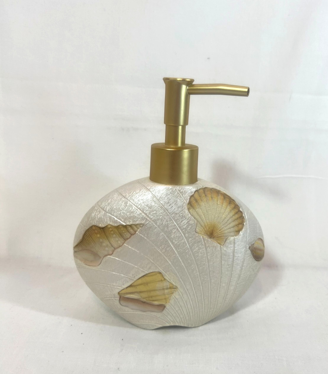 CROSCILL Beachcomber Shells Bath Accessory Set