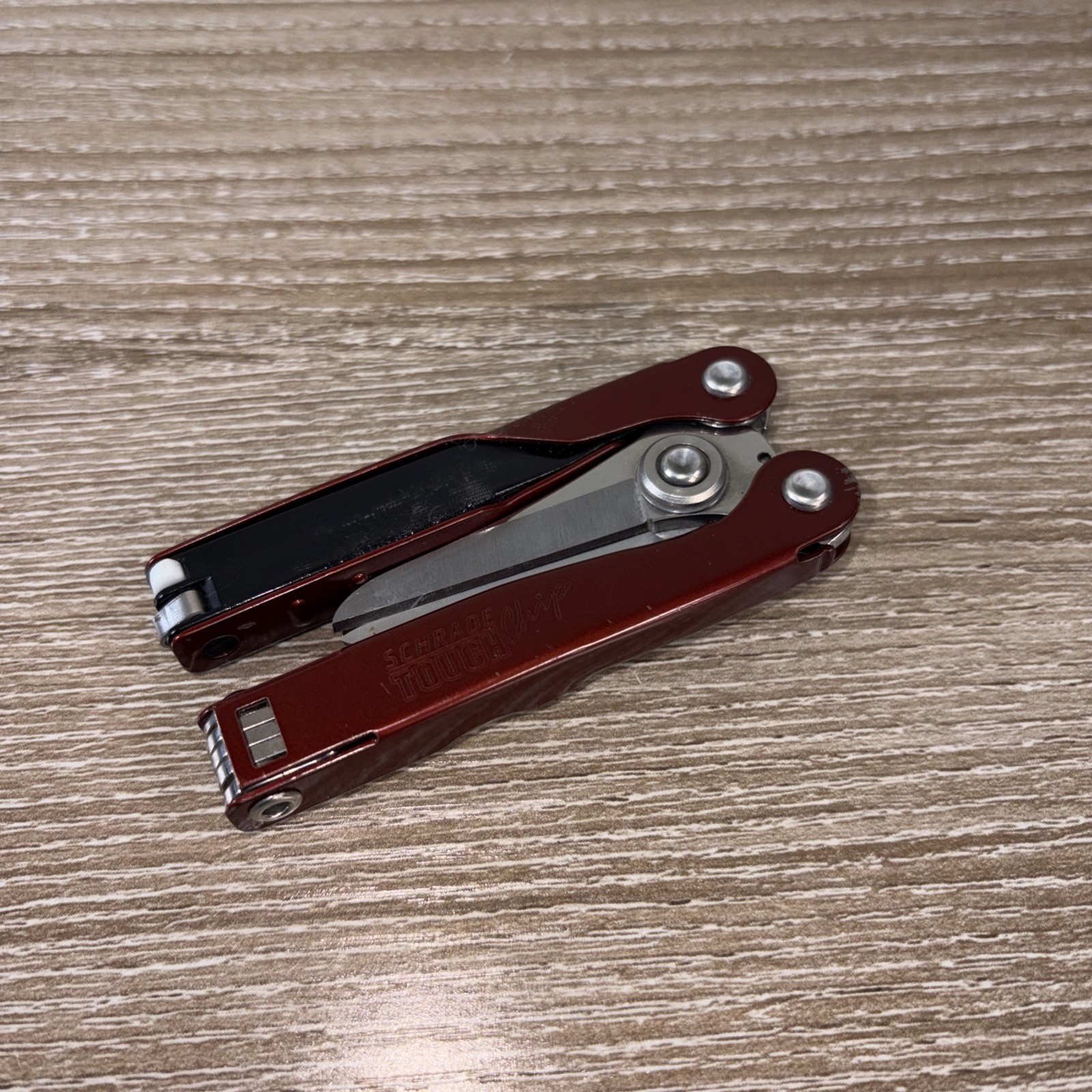 Schrade Tough Chip ST2 Compact Multi-Tool With Nylon Sheath USA
