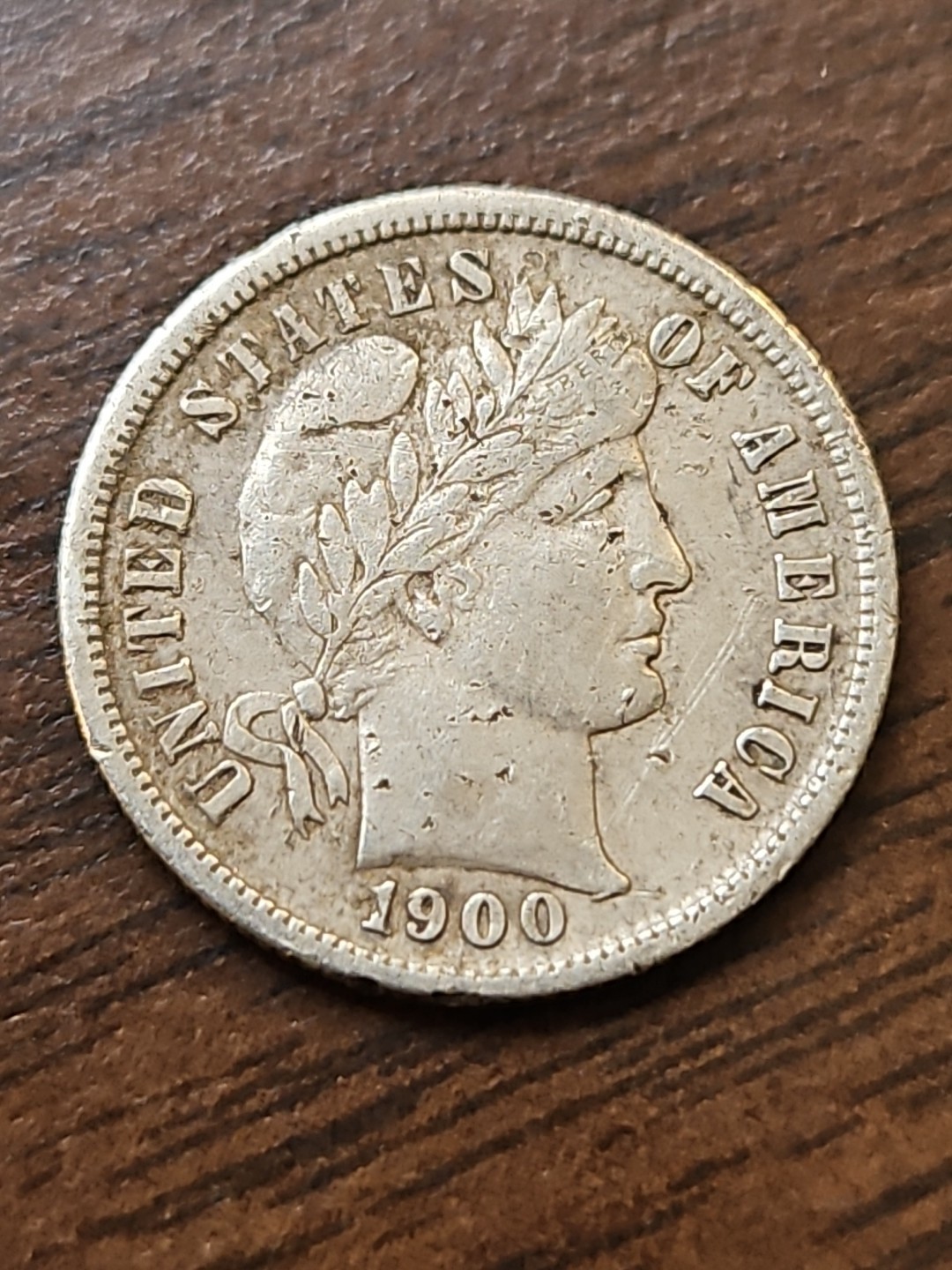 1900 S Barber Dime - Choice XF - 90% Silver 10C  Damage