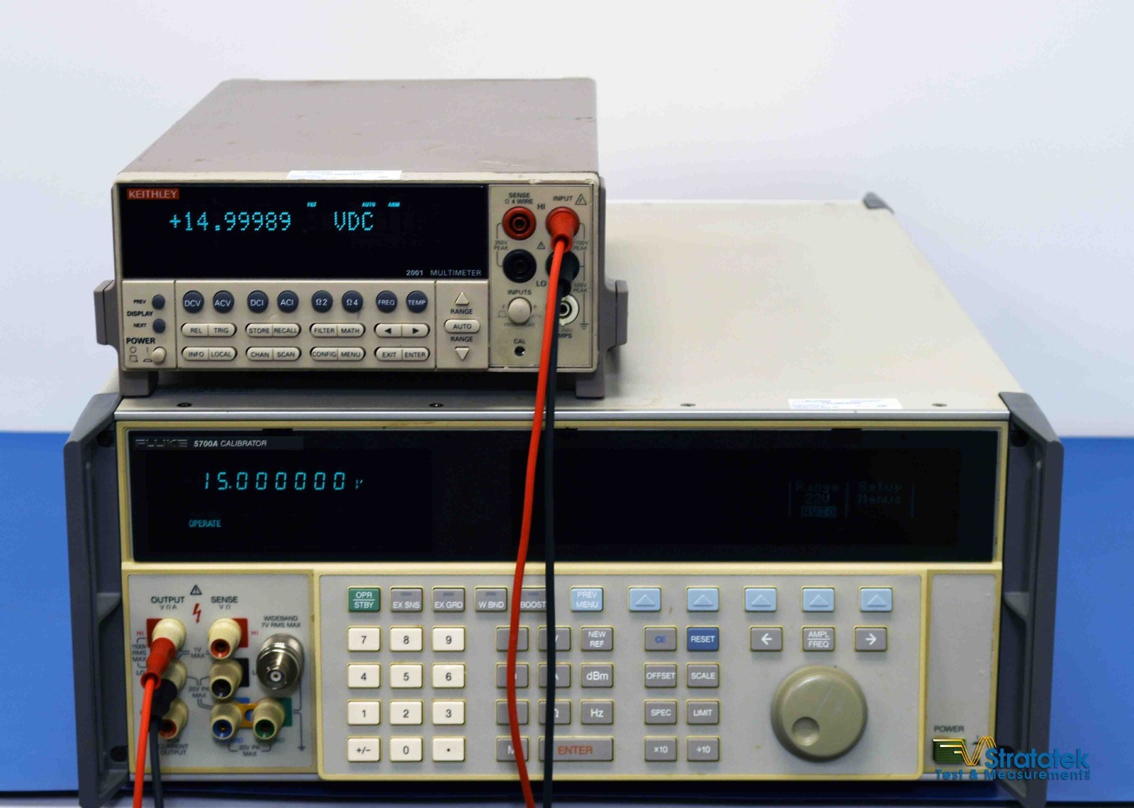 Fluke 5700A Multifunction Calibrator NIST Calibrated