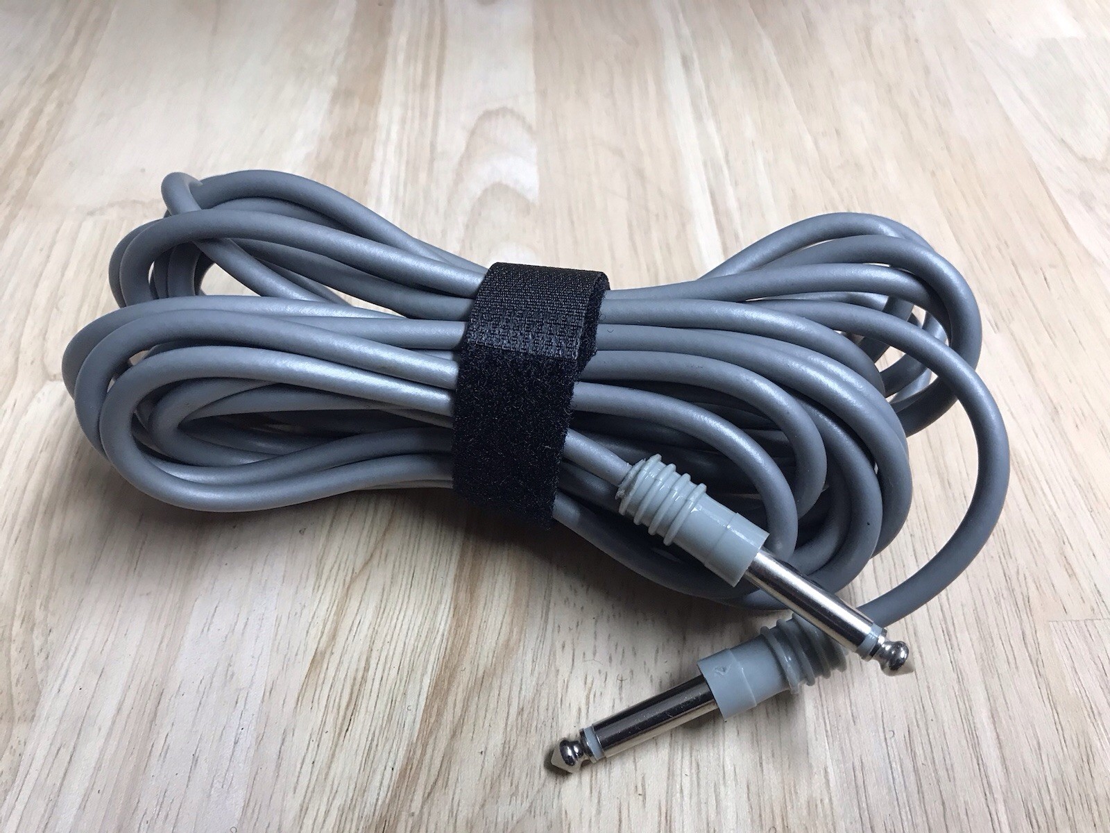 GUITAR GREY CORD INSTRUMENT CABLE CORD 20' 60'S 1/4" STRAIGHT TO 1/4" STRAIGHT