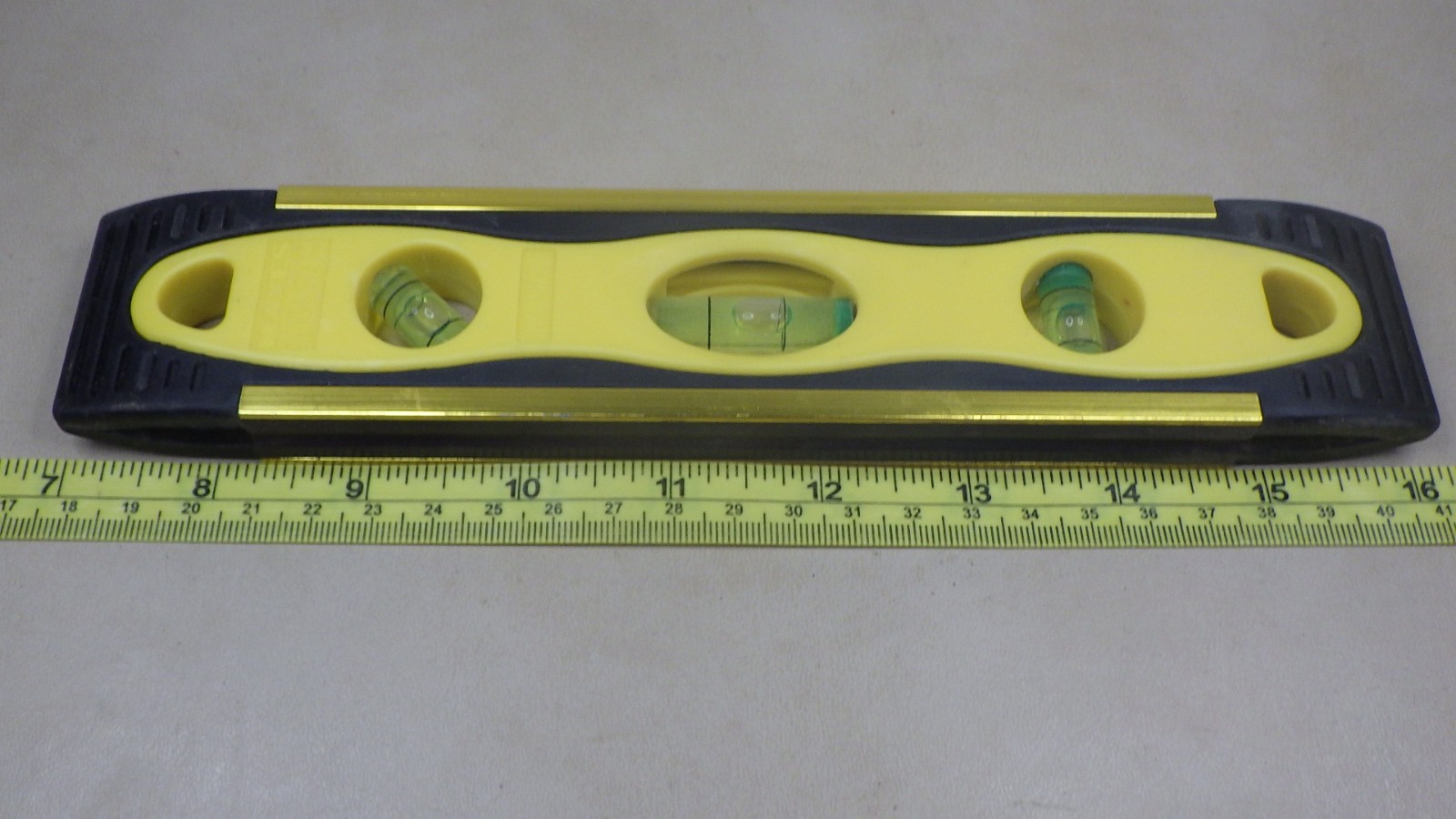 Mayes Super-Cede No 10790 Magnetic Level