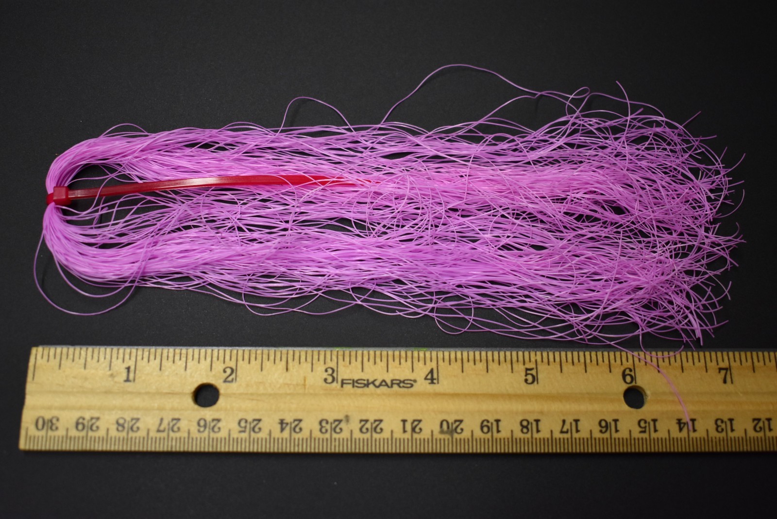 Hank Small PINK Round Rubber  BUG FLY LEGS Fly Tying & SALTWATER