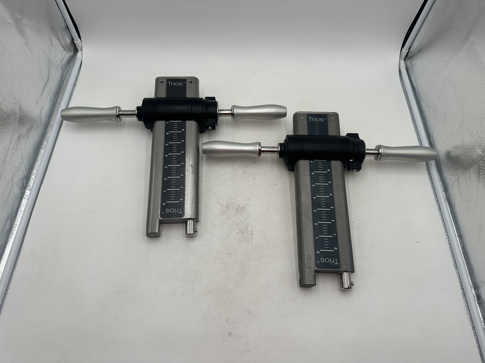 Mizuho OSI Trios Surgical Table Adjustable Table Mounts