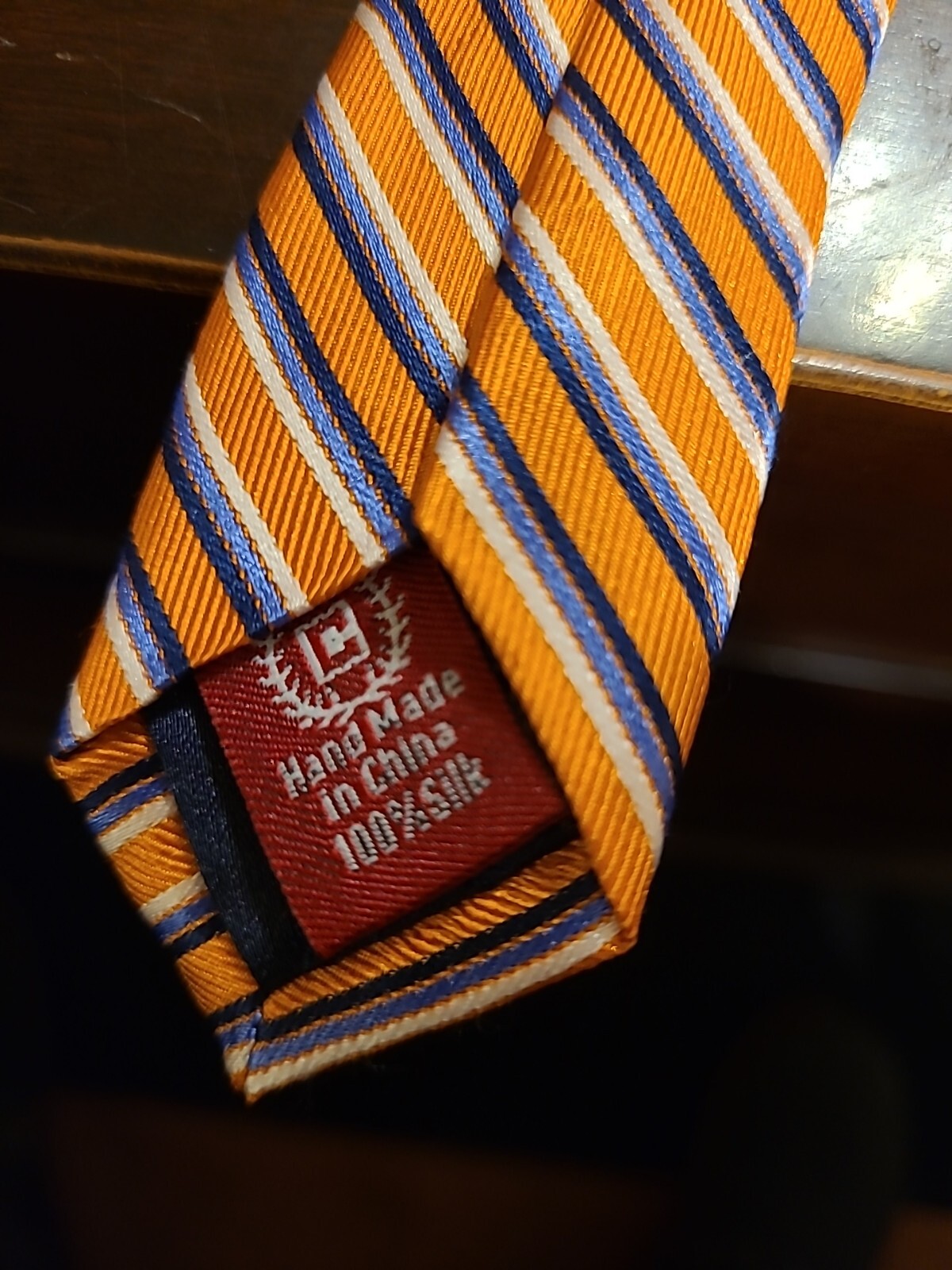 CHAPS STRIPED Print 100% Silk Mens Necktie