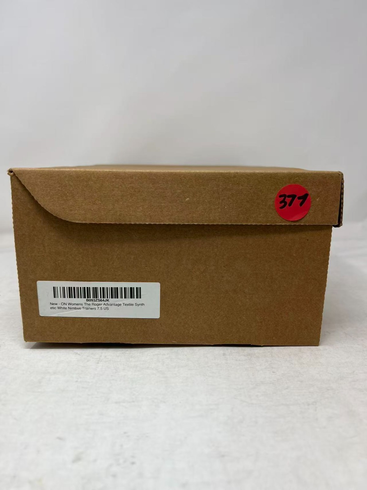 On The Roger Advantage- White Nimbus-Size US7.5 Women’s Sneacker