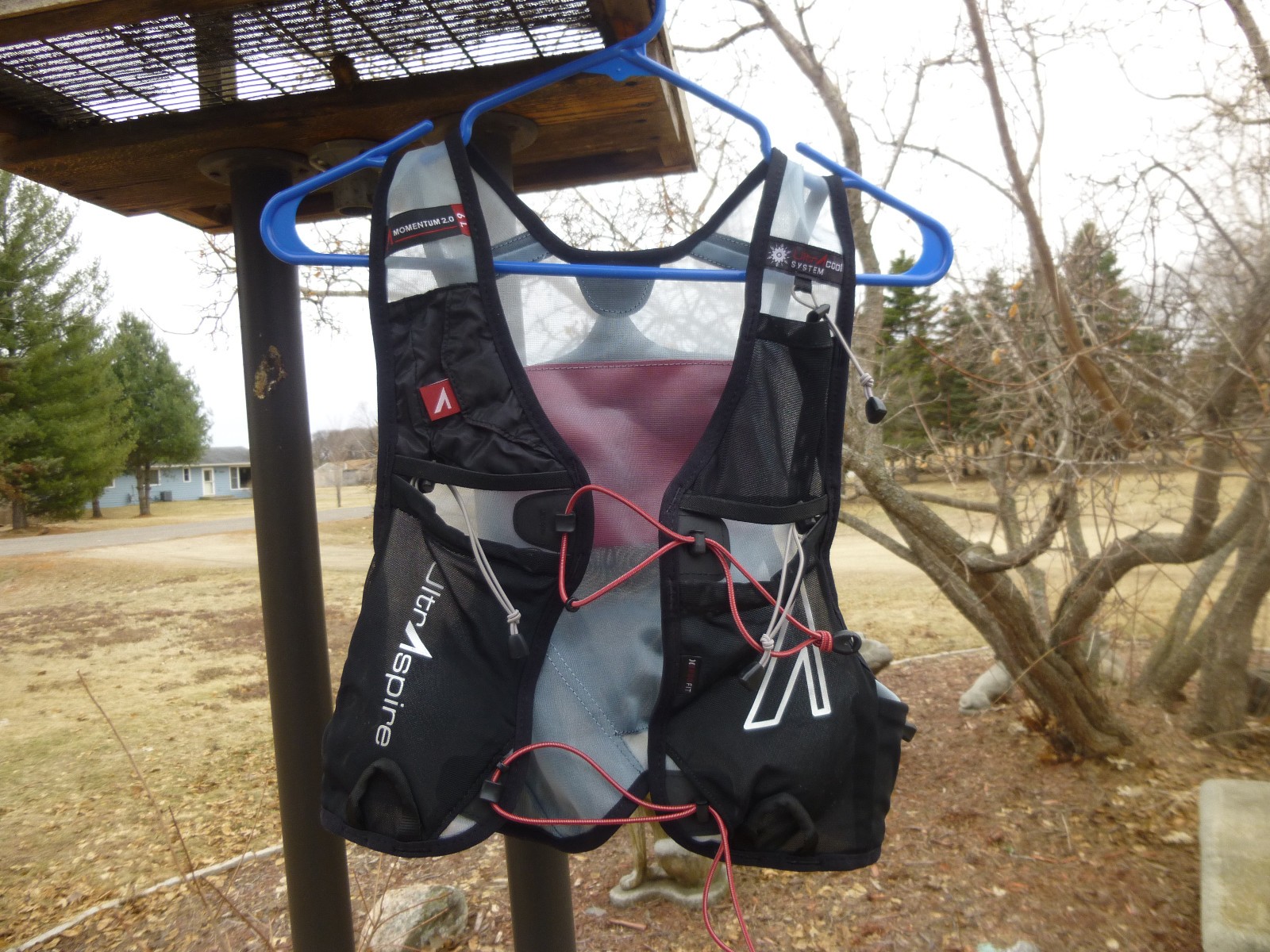 Ultraspire Momentum 2.0 Lightweight Hydration Pack, Running Vest, Black, Medium