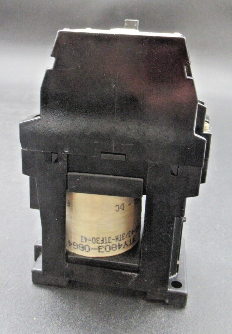 Siemens 3TH8031-0B Control Relay 24VDC *GREAT CONDITION*