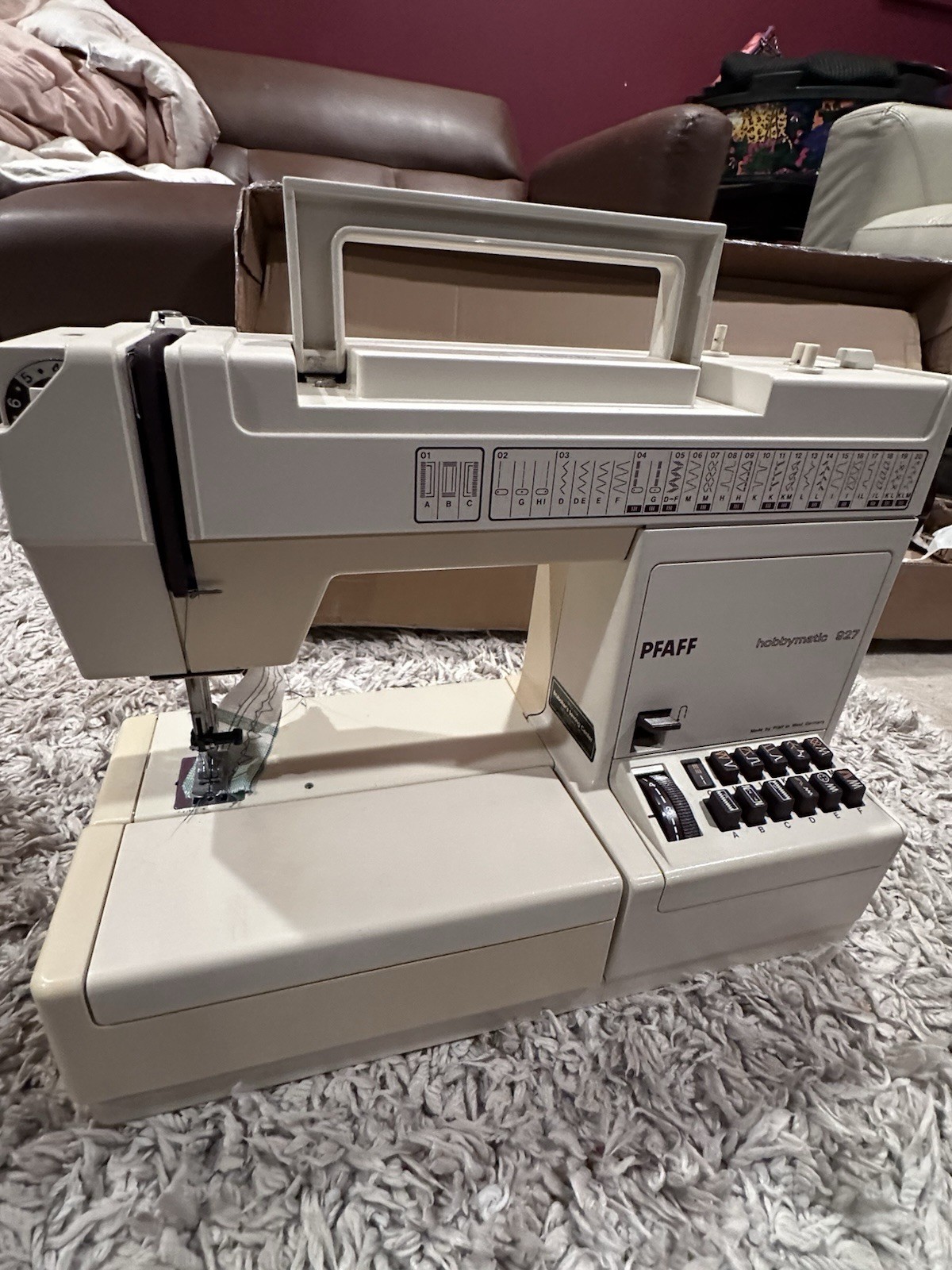 VINTAGE PFFAF Sewing 927 WEST GERMANY 1987 - Perfect Condition Working Great!