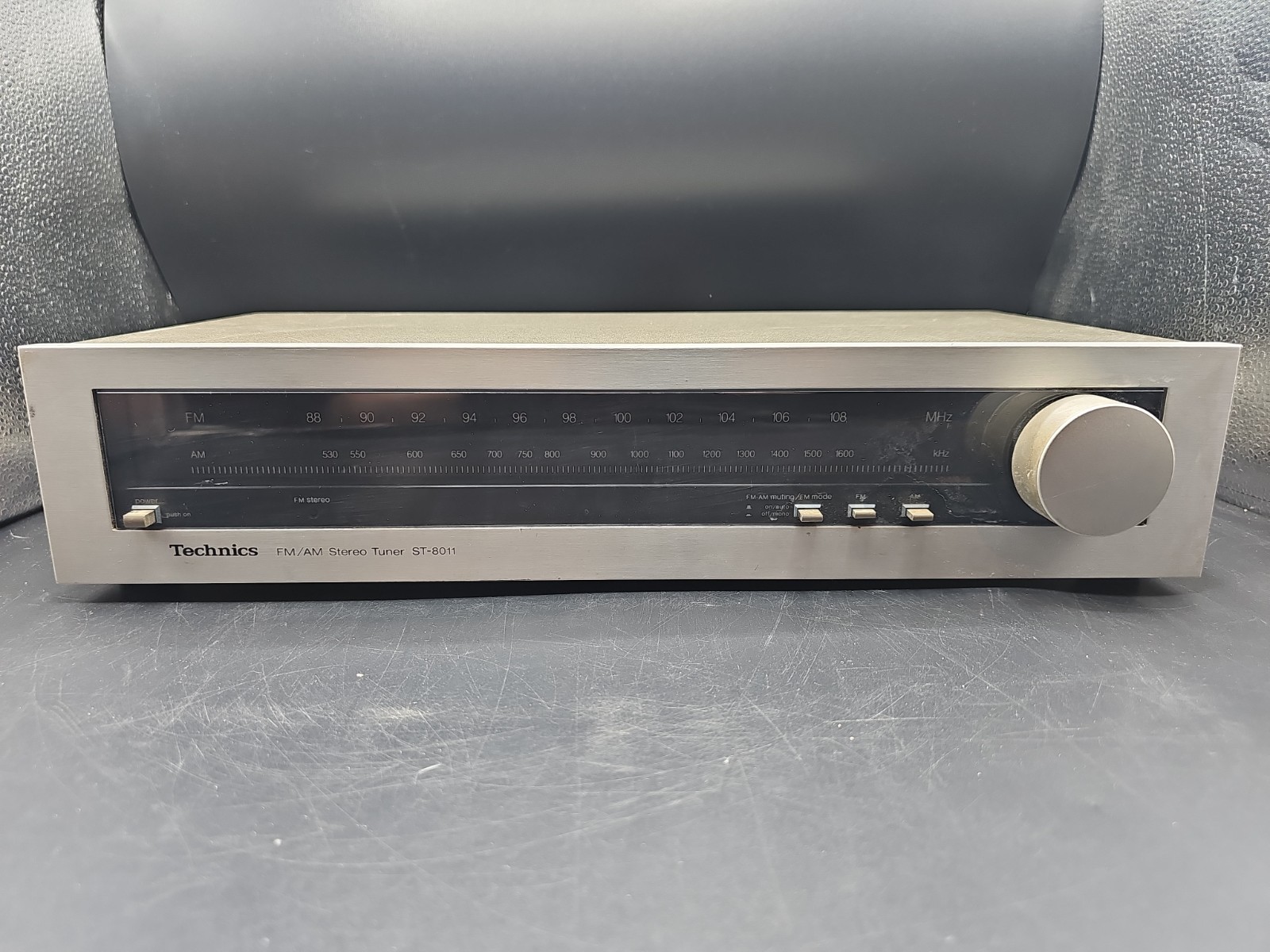 Vintage 1979 Technics ST-8011 AM/FM Stereo Tuner-H