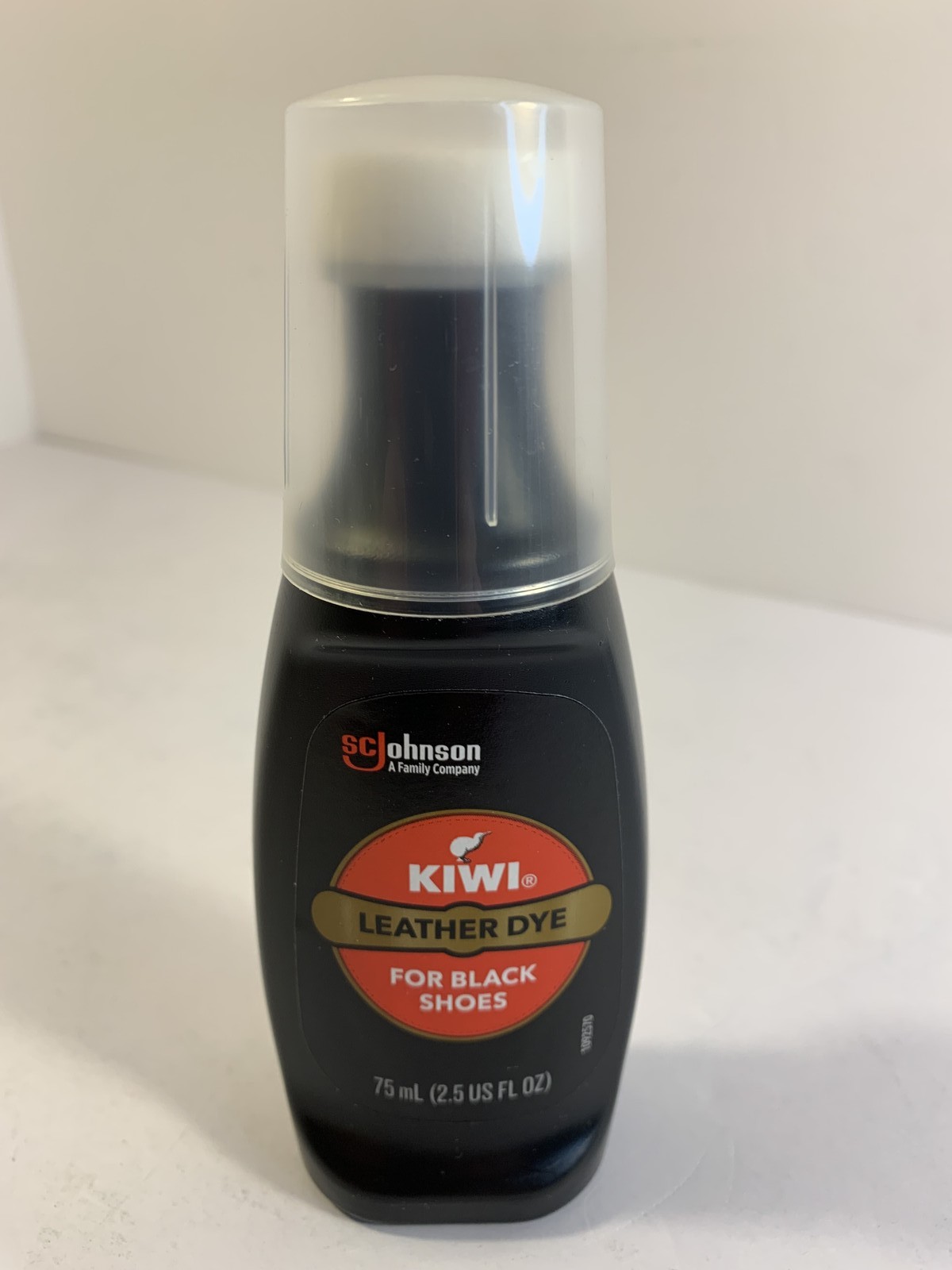 KIWI Leather Dye for Black Shoes 75ml (2.5 fl oz) Water Resistant Color Restorer