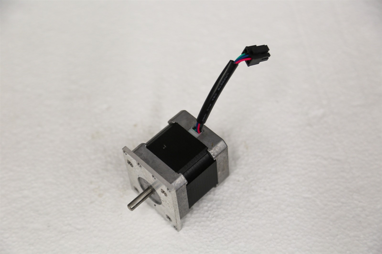 Vexta C9410-9012K 2-Phase 3.15V DC 1.5A Step Motor #9(S29)