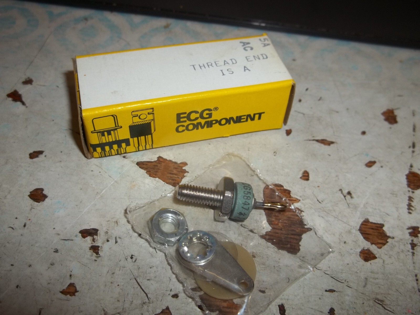 PHILIPS SYLVANIA ECG RECOVERY RECTIFIER DIODE 5847 THREAD END IS A (*1-2)