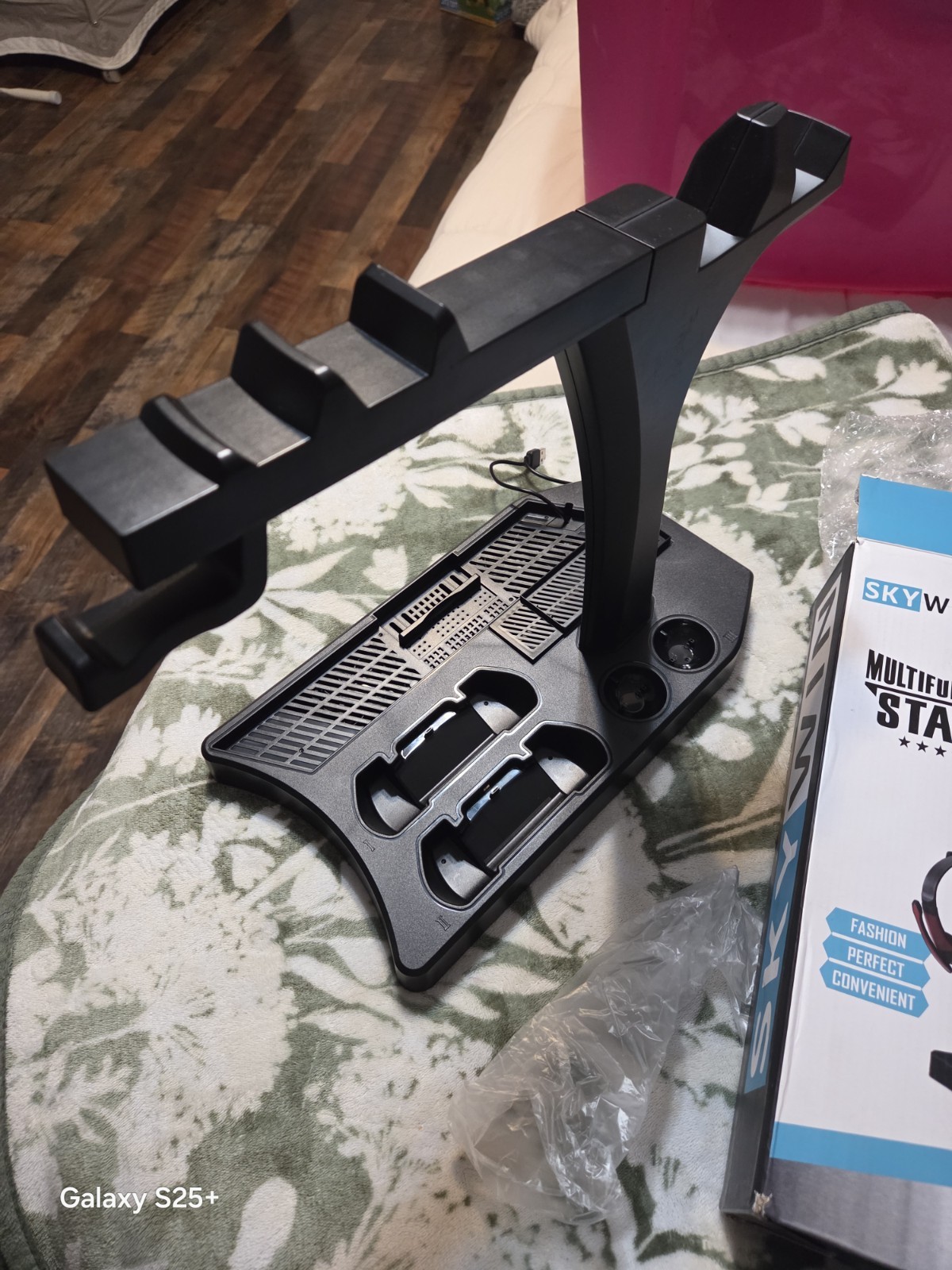 Skywin Multifunction Stand For PS4 PS4 Slim Pro PS VR Cooling Charging Black