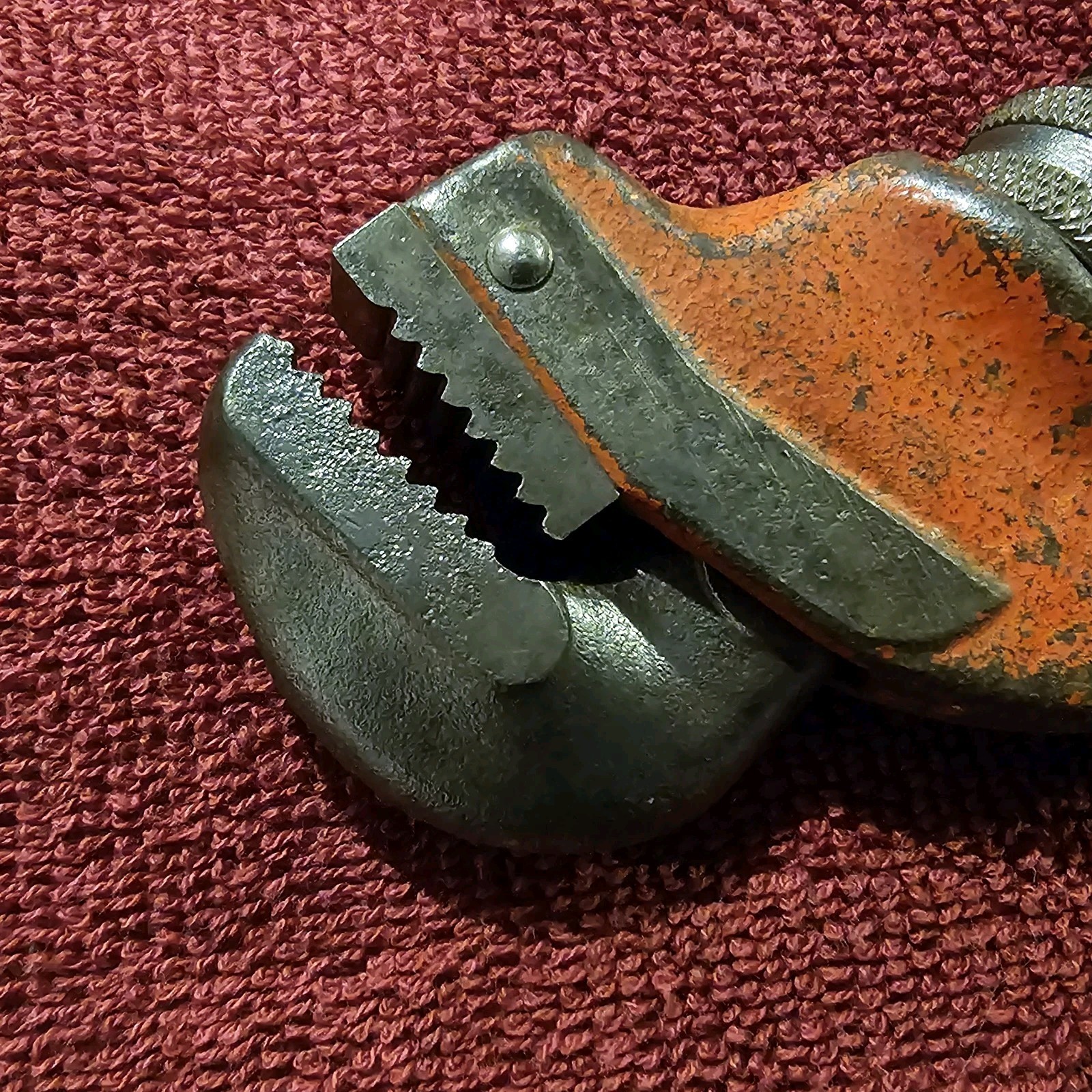 Vintage RIDGID USA E8 Offset Heavy Duty 8" Pipe Wrench