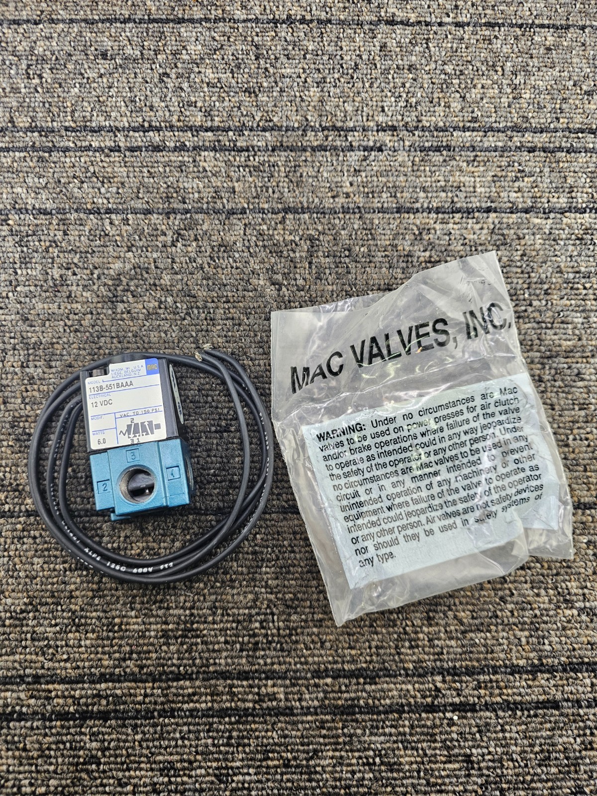 Mac Valves 113B-551BAAA: 3-Way Universal Solenoid Poppet Valve 1/4" NPTF 12 VDC