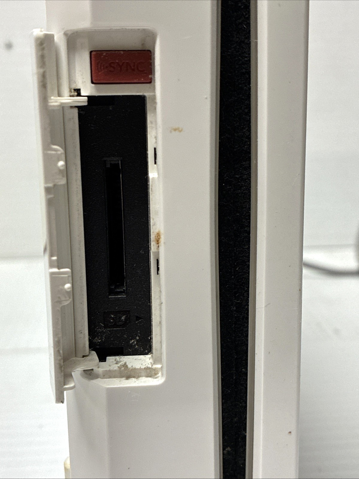 Nintendo Wii - RVL-001 White Console & Cables - NO Controller Lights Up UNTESTED