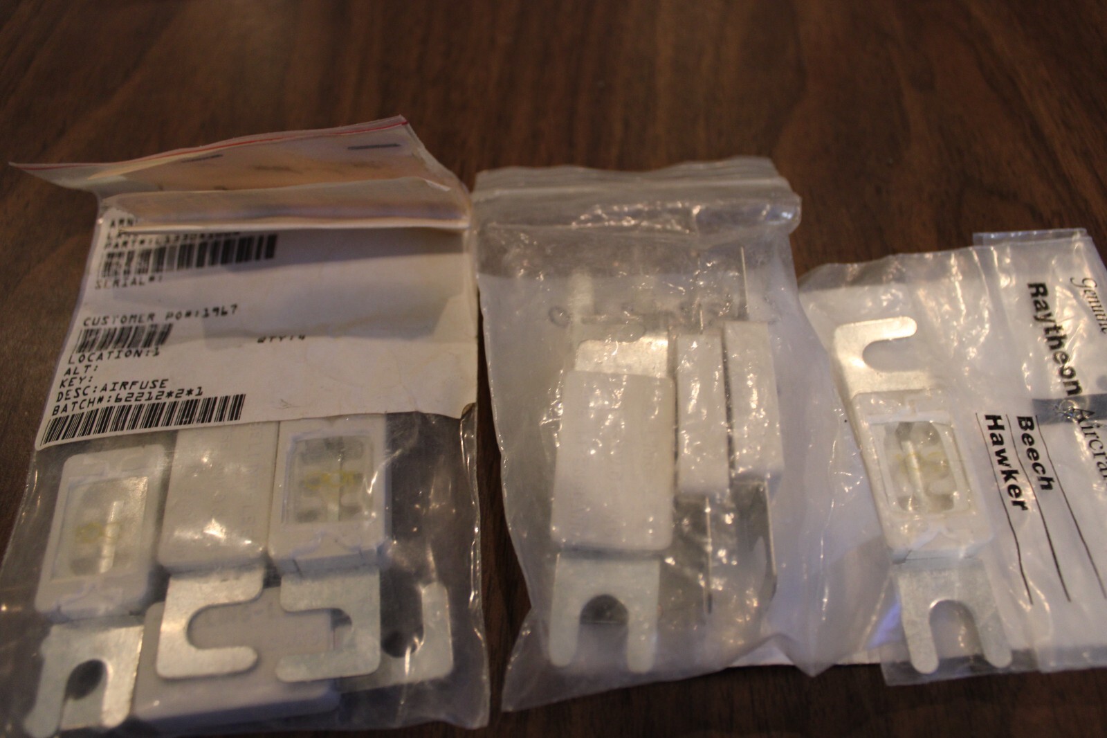 9 Ea. Beechcraft P/N L1330A100A 100 Amp Airfuse