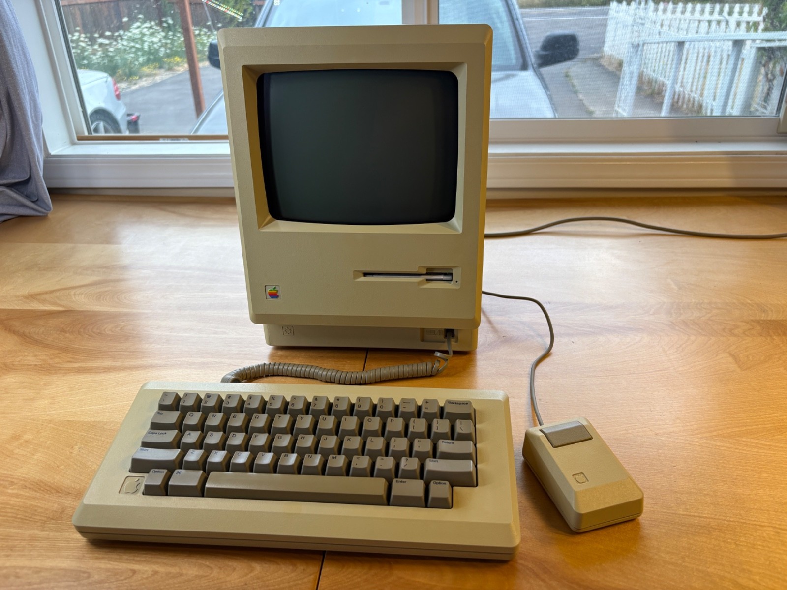 Macintosh 1984 128k computer - Recapped & Restored - Apple Mac M0001
