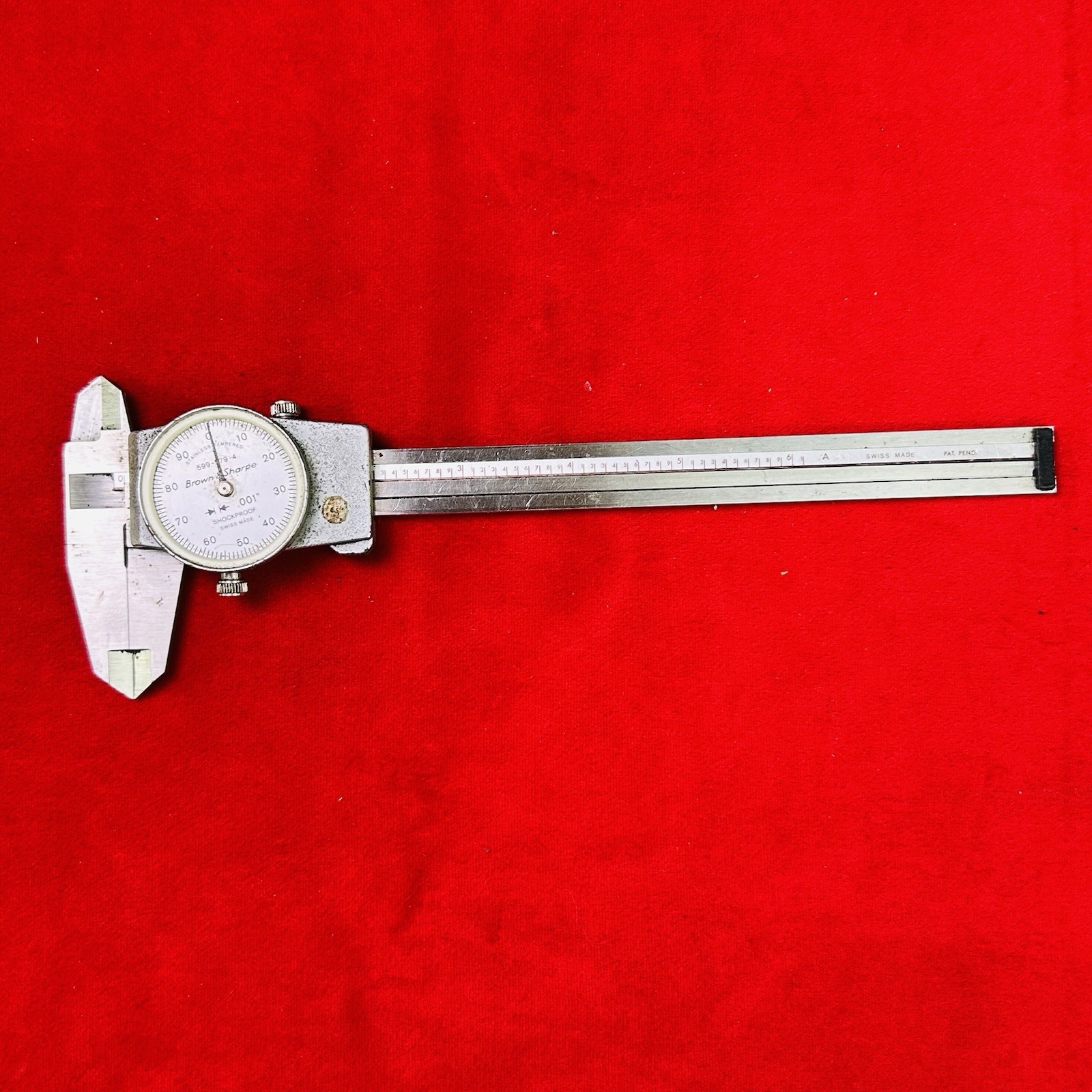 Brown & Sharpe 599-579-4 Precision Dial Caliper 6-Inch Swiss Made Machinist Tool