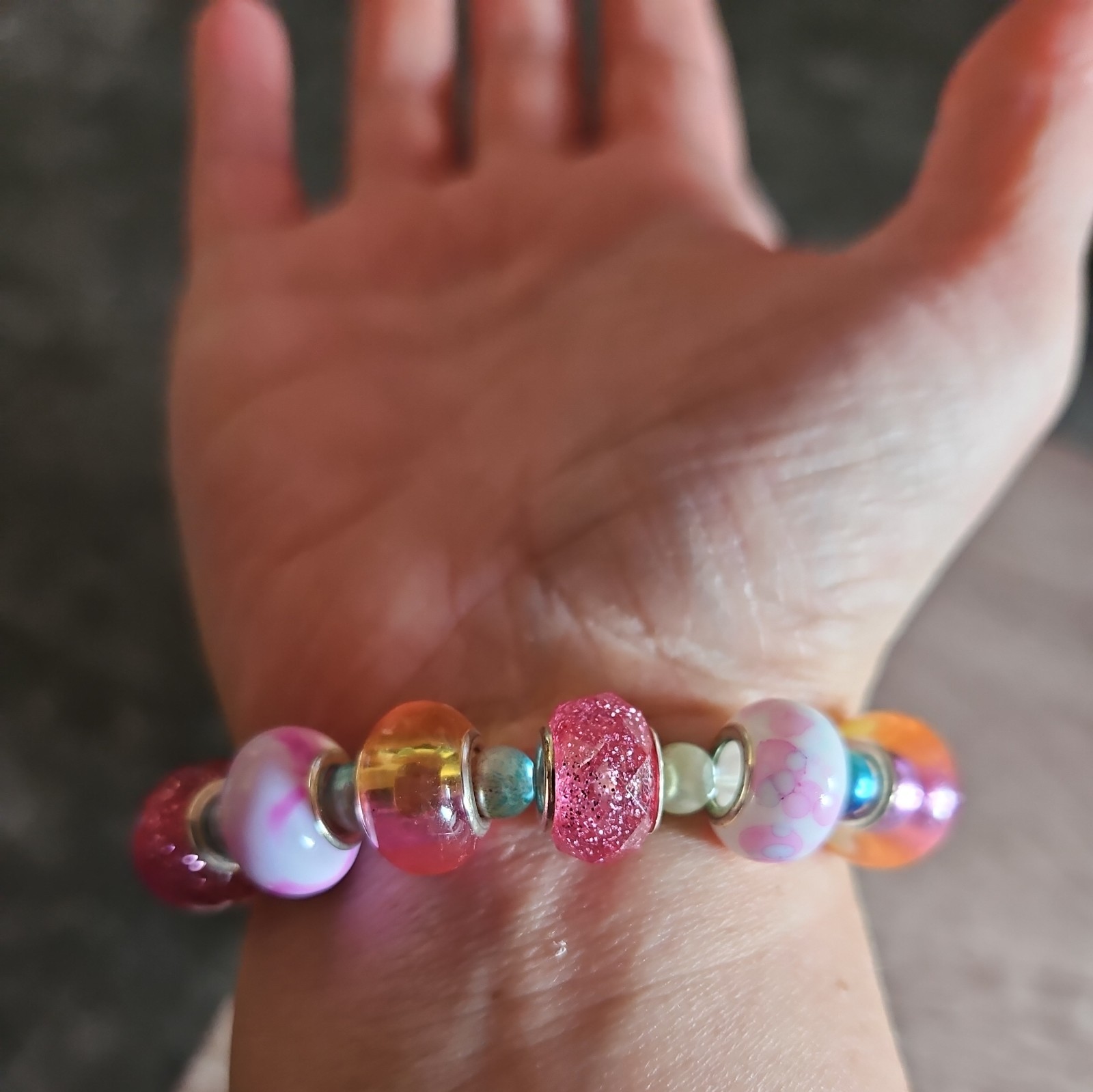 Handmade Beaded chunky Stretchy Bracelet 7"