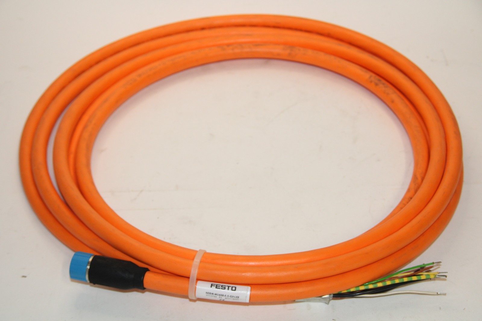 Festo NEBM-M16G8-E-5-Q9-LE8 (8003766) Engine Cable
