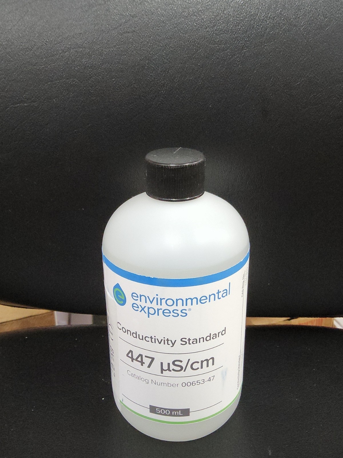 Environ Express 447 µS/cm Conductivity Standard Sol. 500mL 00653-47 EXP 12/18/26