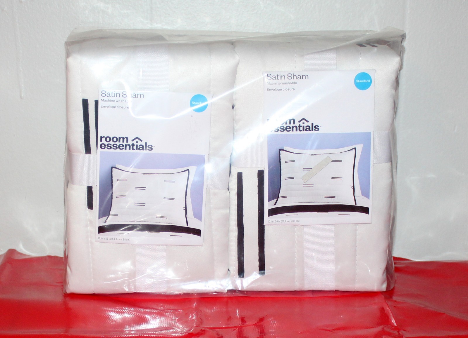 2 Pack Standard Satin Quilt Sham White/Black - Room Essentials *NEW*