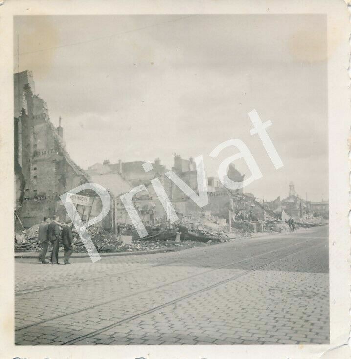 Photo WW II Wehrmacht Street Small Town Destruction Ruin France F1.39