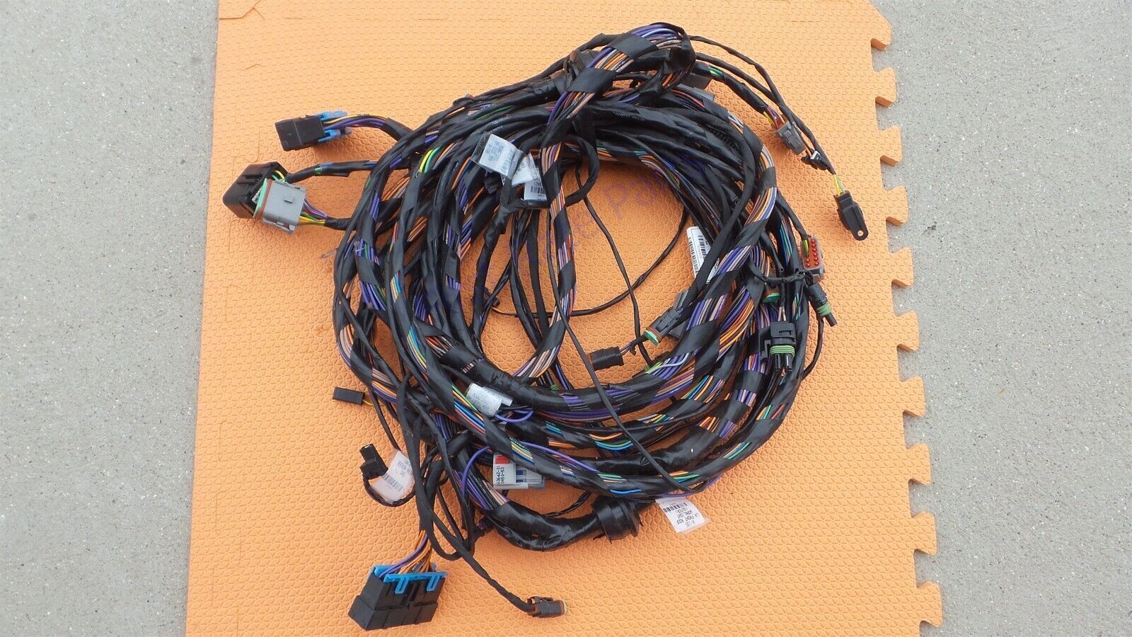 New Holland 51549639 Wire Harness 48123581 51441664 Tractor T8.320 T8.350 T8.380