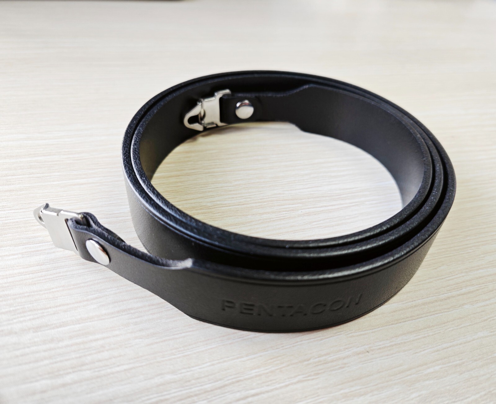 25mm Black Genuine Leather Shoulder Strap with Lug for Pentacon six P6 Camera