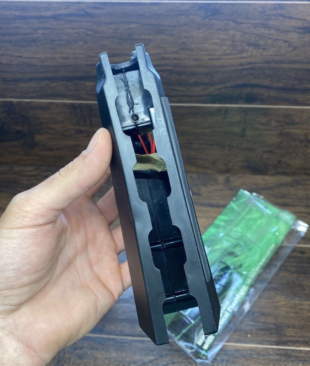 Airsoft AEG Handguard Grip w/ Pressure Button Flashlight – Repaired (Read)
