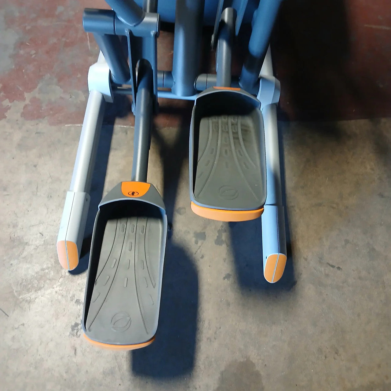 Octane XT-One Elliptical w/ Smart Console