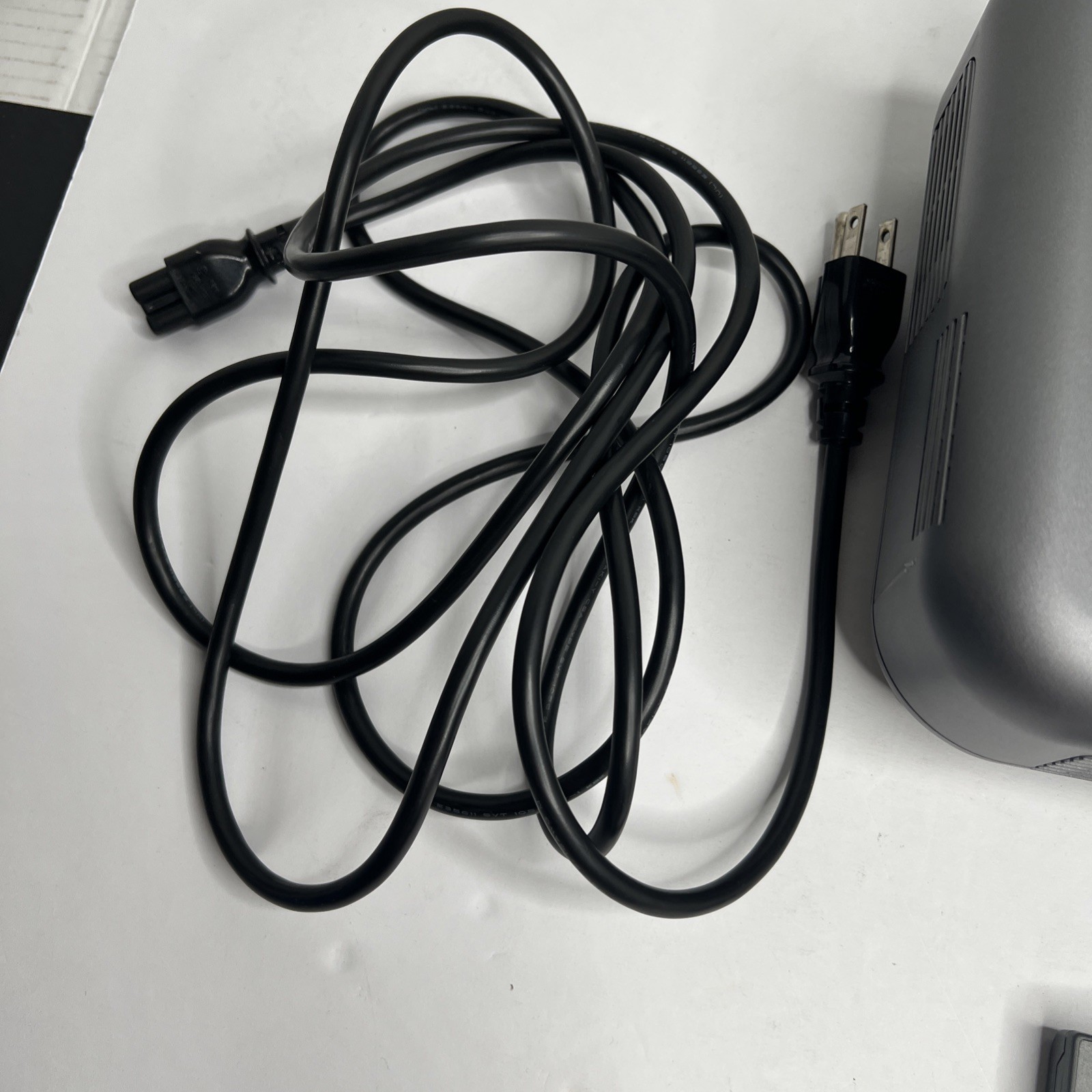 NEC VT45K Video Projector