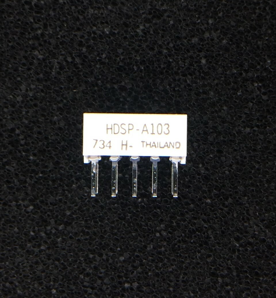 HDSP-A103 AVAGO LED 7-SEG 7.6MM CC RED RHD 2 PIECES