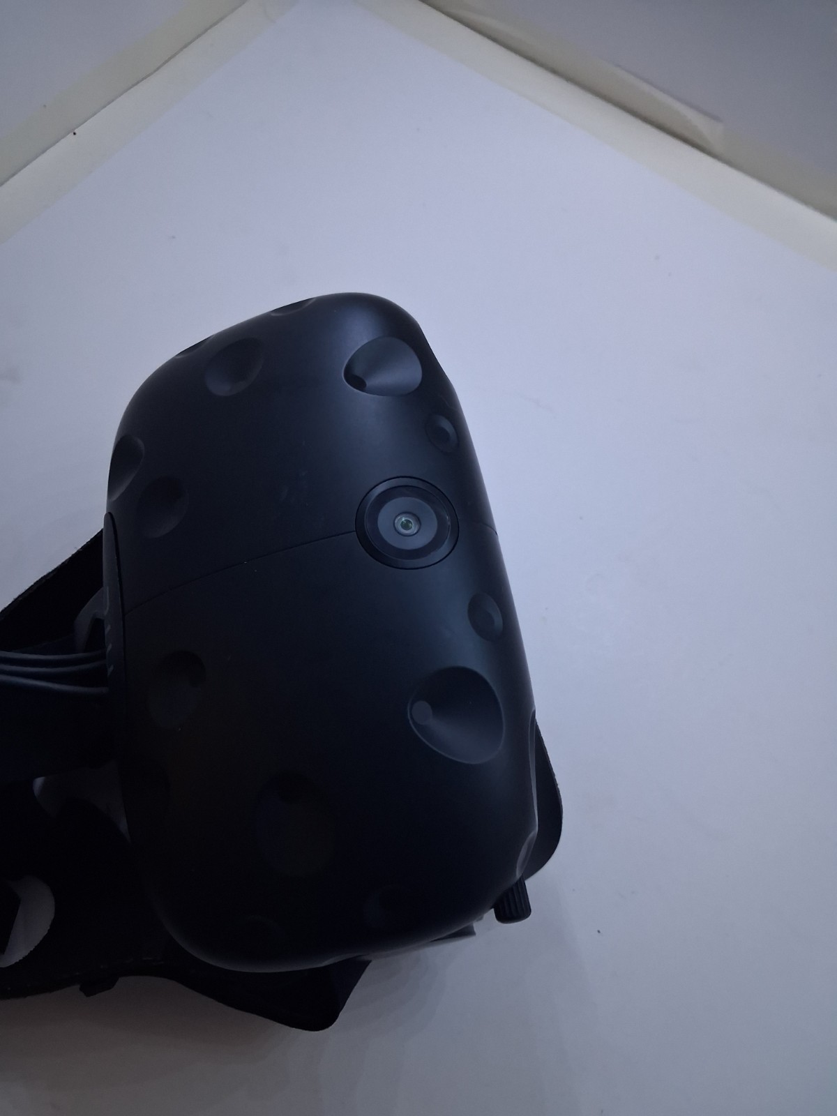 HTC Vive (First Gen)-All Parts Included Missing link box. Read Description