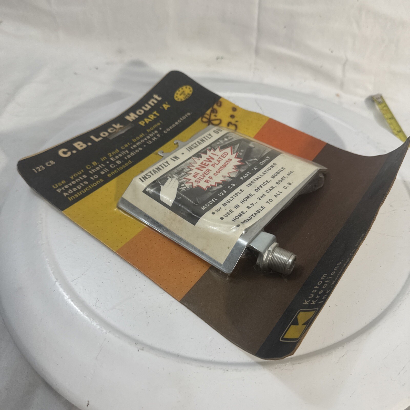 NOS Vintage Kustom Kreations 14-0248 123 CB Lock Mount Part ‘A’ Sealed USA