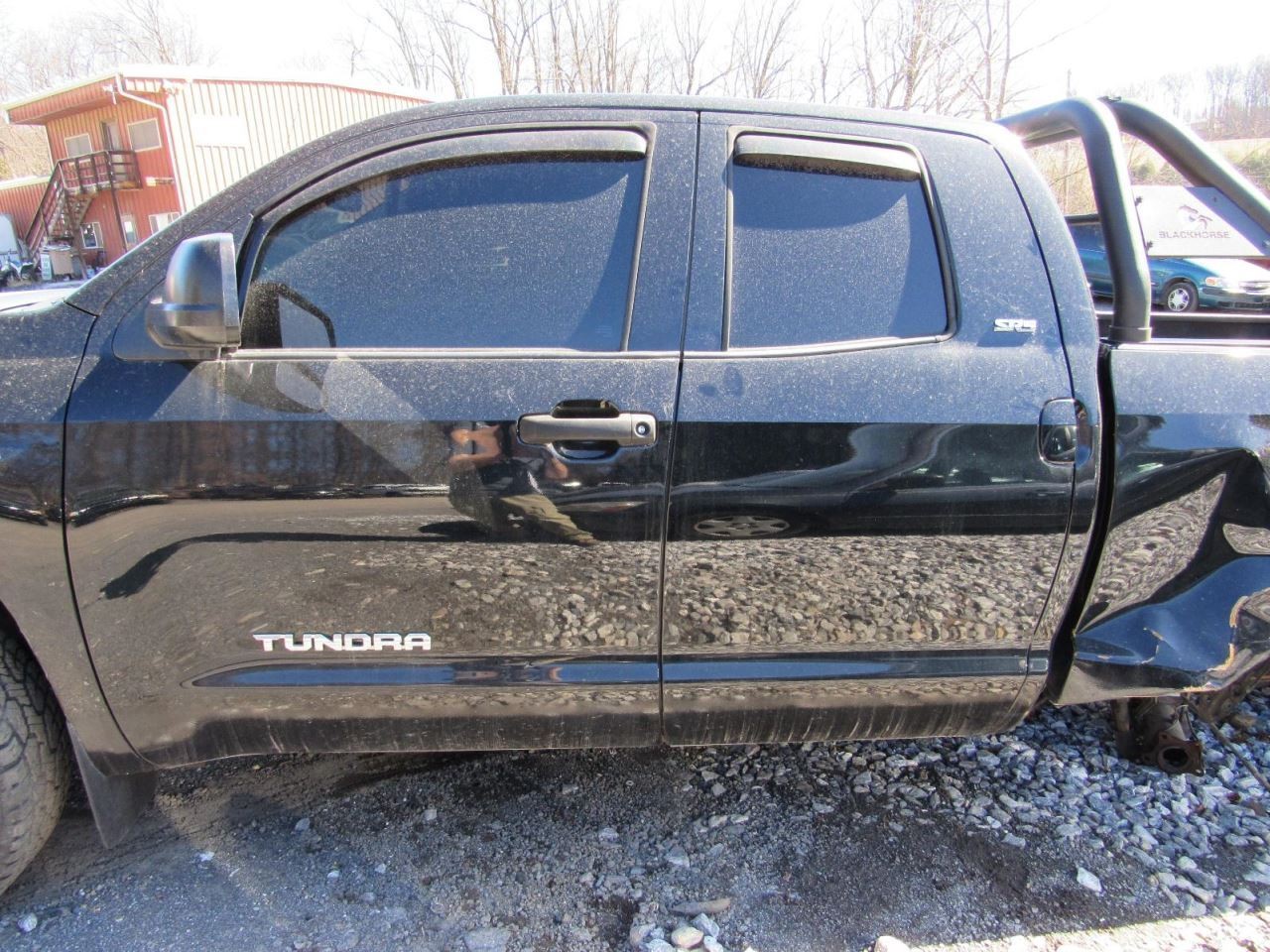 TUNDRA 2019 Glove Box 1031843
