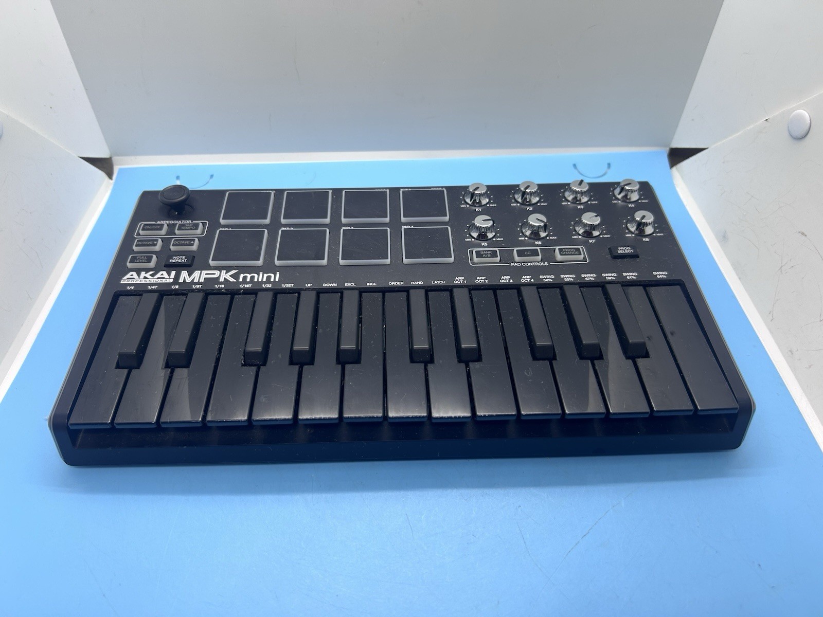 Akai Professional MPK Mini Channel USB MIDI Controller Only