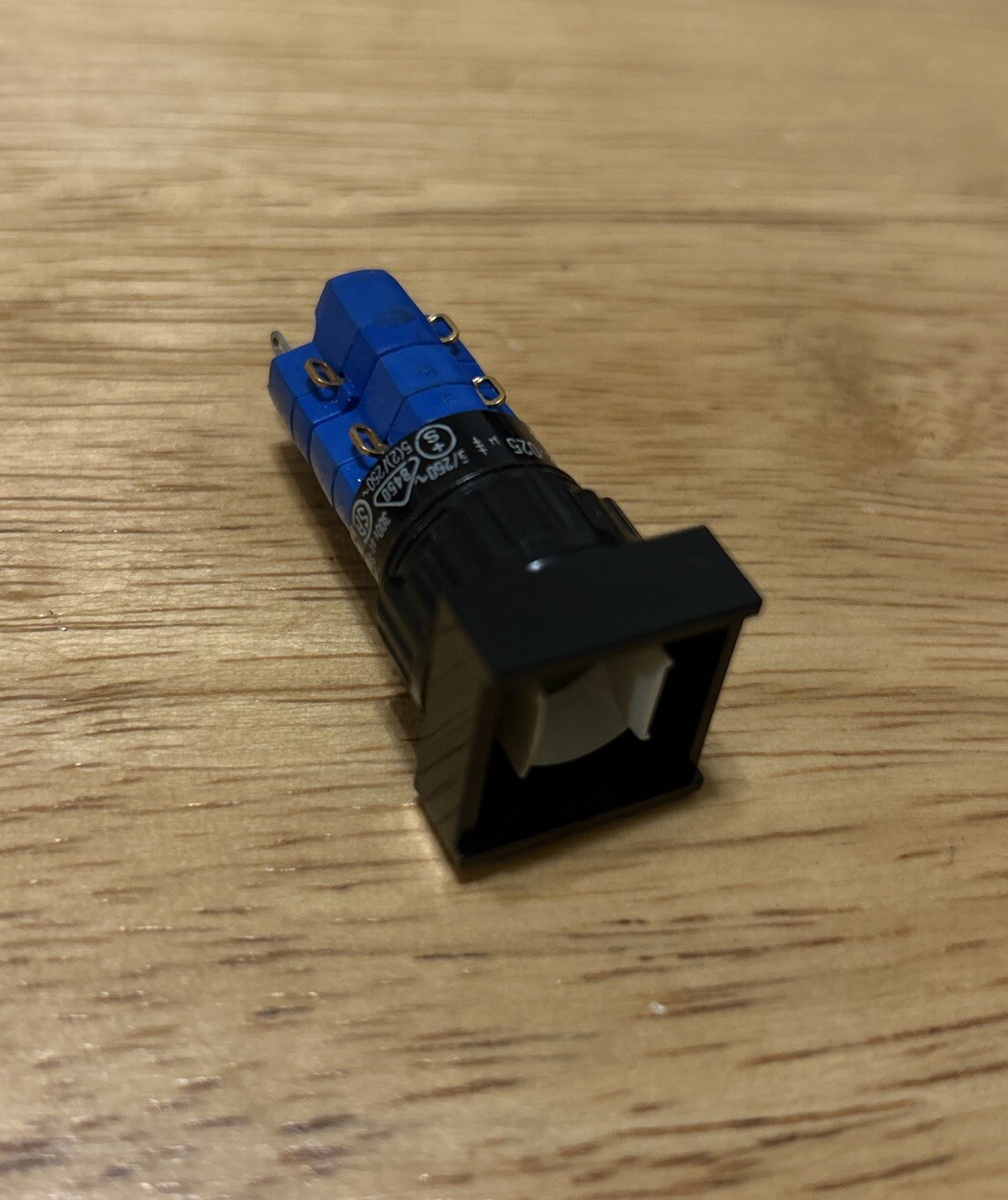 New EAO 31-152.025 Rectangular 2-Gang 5/8" Momentary Illuminated Switch. ES