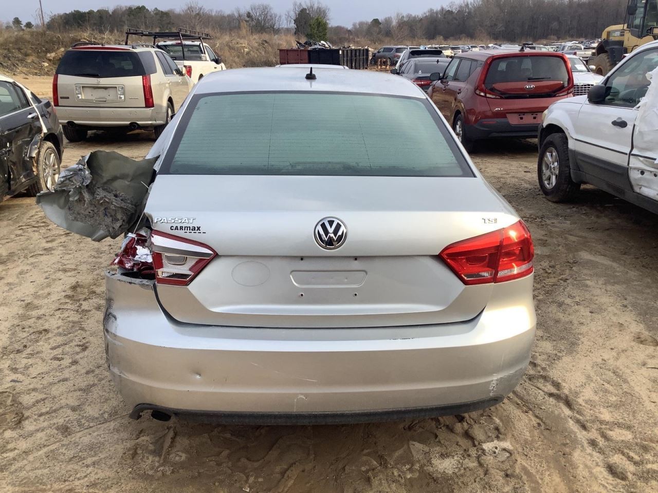 PASSAT 2014 Glove Box 4983673