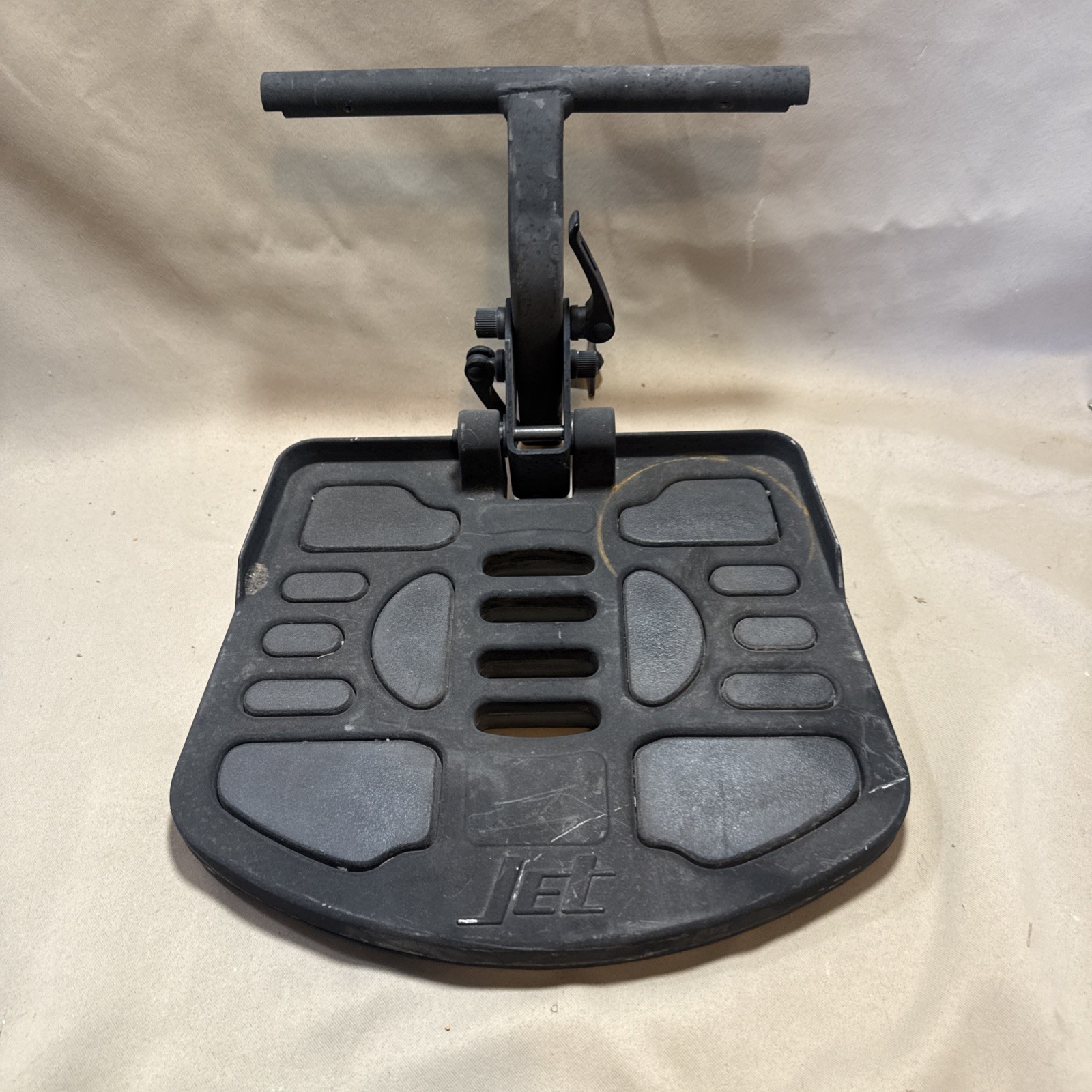 Pride Jet 3 Ultra 9.55" Deep Footrest Assembly w/ Mounting Bracket FRMASMB6372