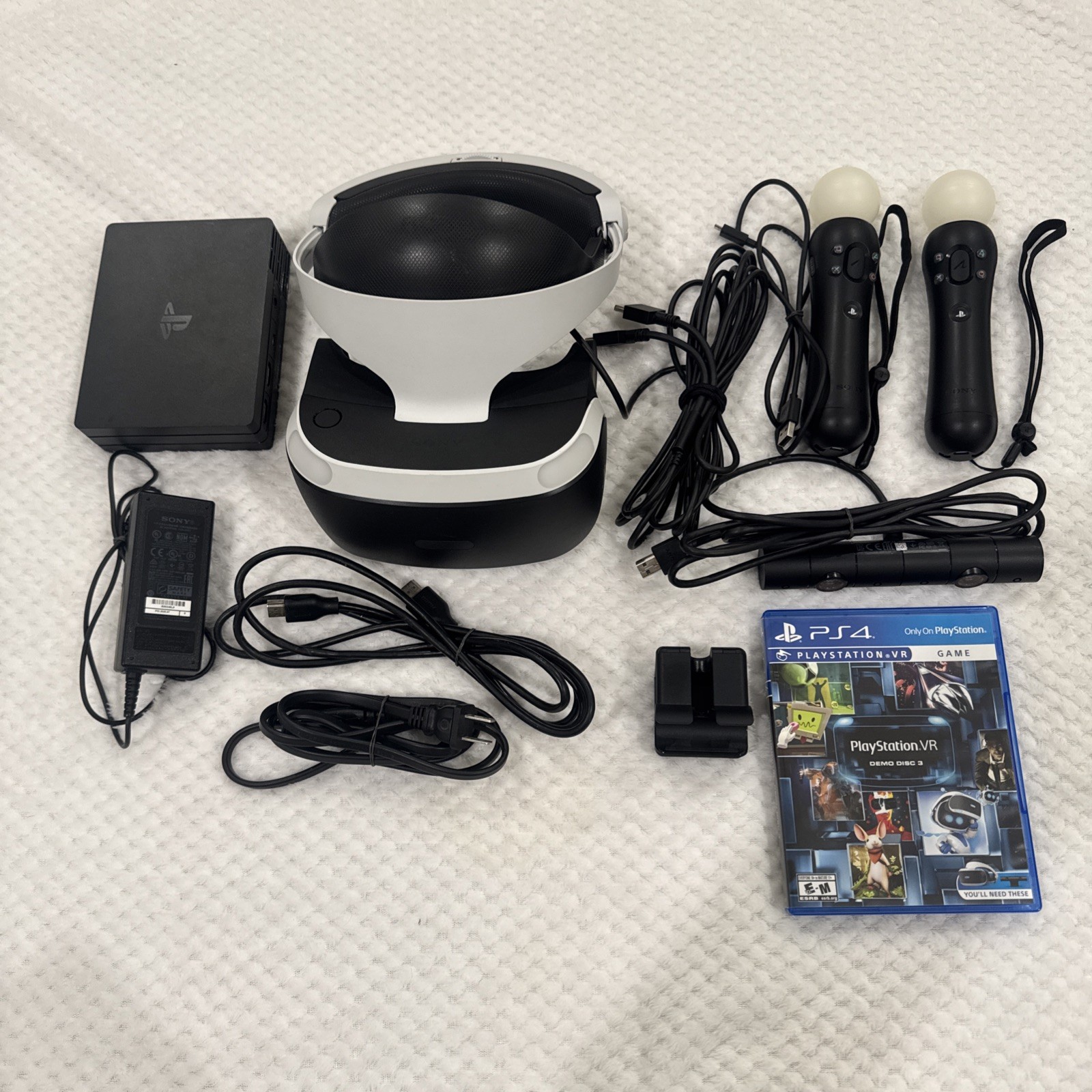 sony playstation 4 VR Headset Bundle, Pre-owned .