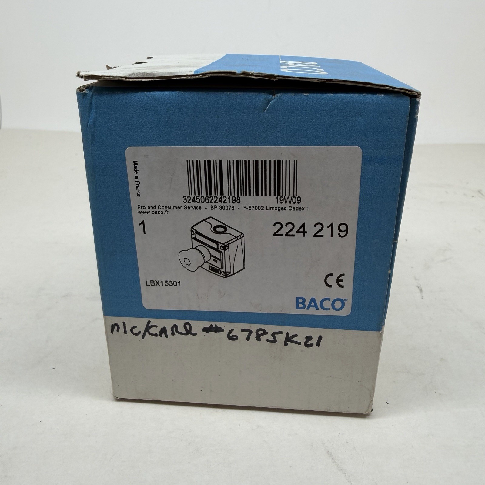 BACO LBX15301 224-219 Push-Pull Emergency Stop in Enclosure