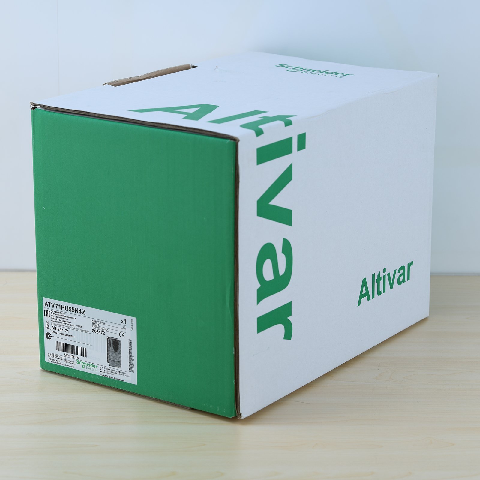 1PC Schneider ATV71HU55N4Z Inverter 5.5kw 380-480V New In Box Expedited Ship