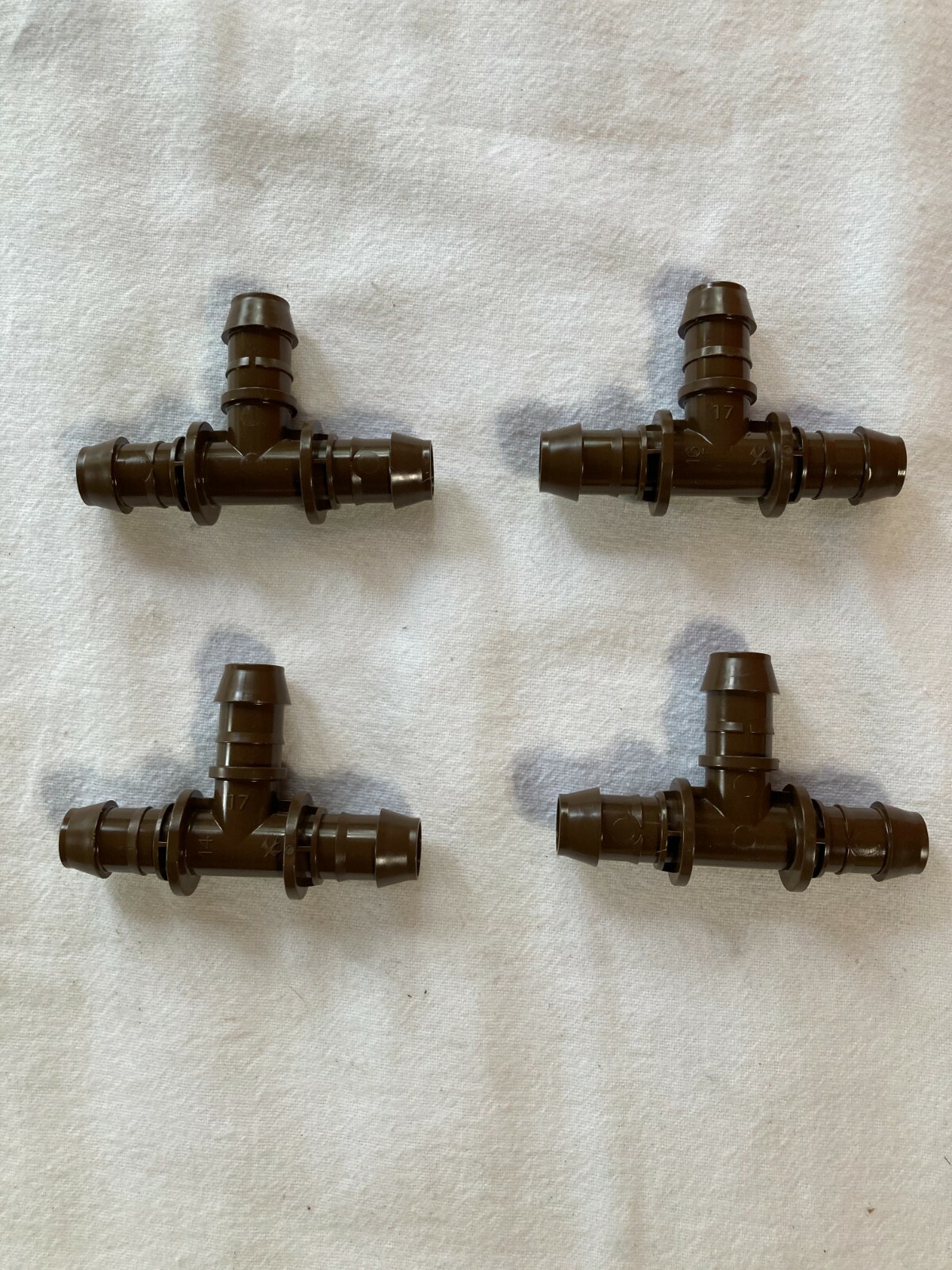 Rain Bird BT50/4 Barbed Tees For 1/2” & 5/8” Irrigation Tubing, 4 Pack