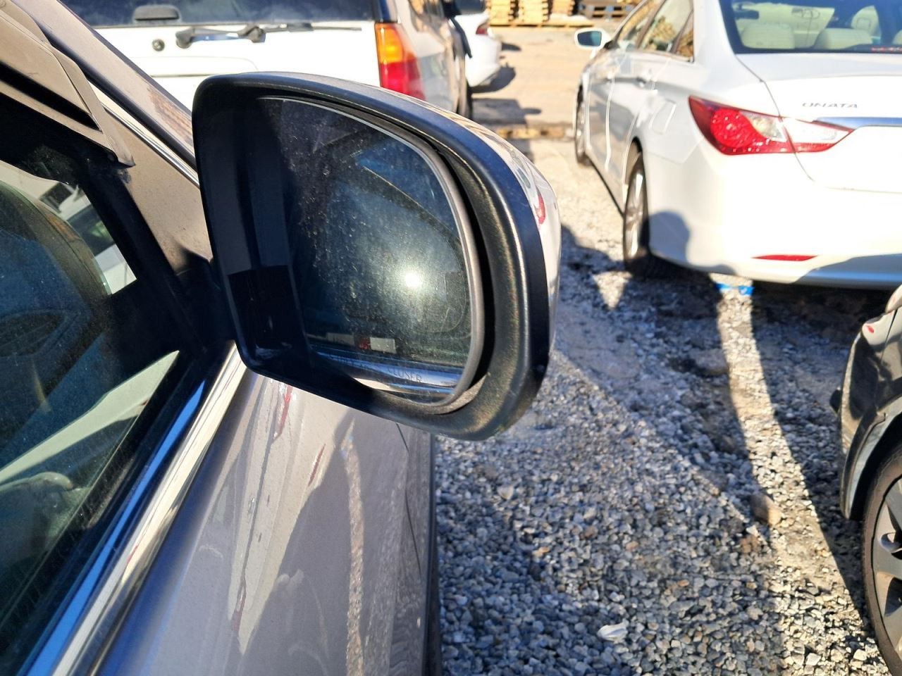 CHEROKEE 2019 Glove Box 4856684
