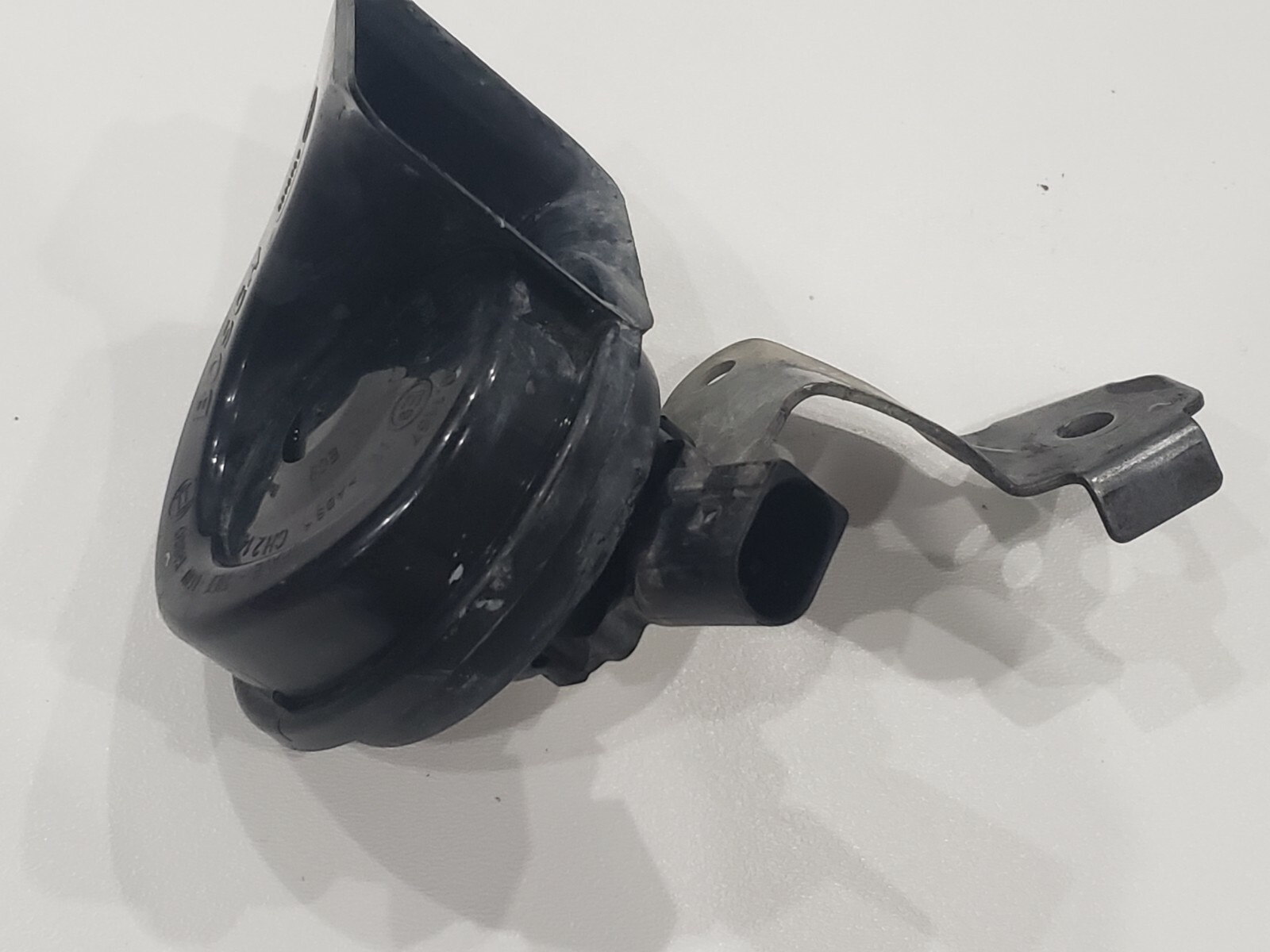 2010 Volkswagen Jetta horn oem
