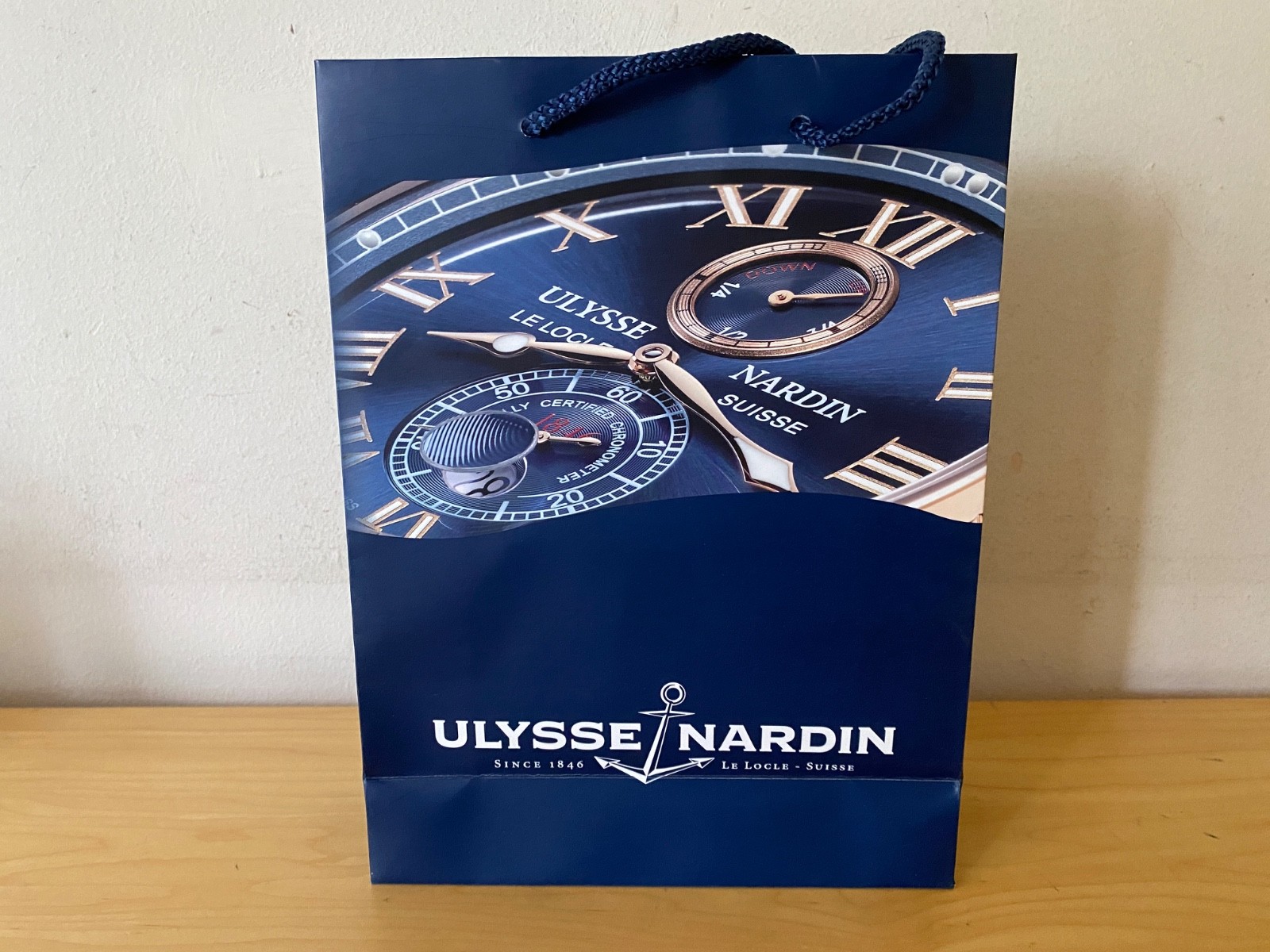 ULYSSE NARDIN - Paper Bag - 21 x 28 x 8 cm