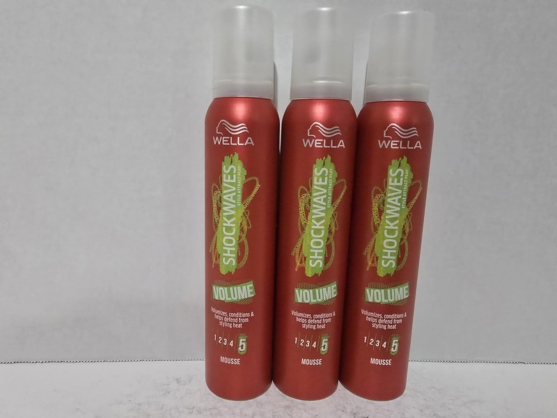 3 Wella Shockwaves Volume Mousse Hold #5 200 ml *New*